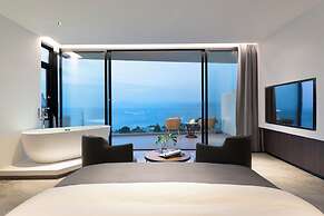 Anyu Aranya Collection Sea View Resort Hotel