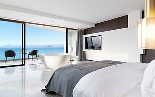 Anyu Aranya Collection Sea View Resort Hotel
