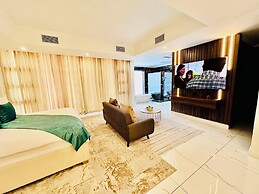 H & H Boutique and Spa