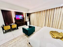 H & H Boutique and Spa