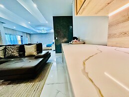 H & H Boutique and Spa