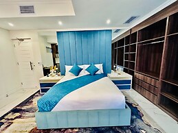 H & H Boutique and Spa
