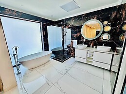 H & H Boutique and Spa