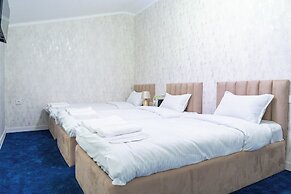 GOLD STAR PALACE HOTEL