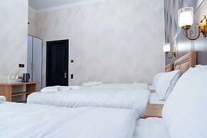 GOLD STAR PALACE HOTEL