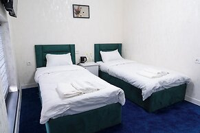 GOLD STAR PALACE HOTEL