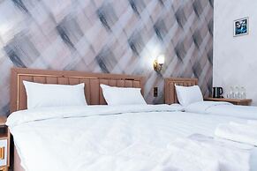 GOLD STAR PALACE HOTEL