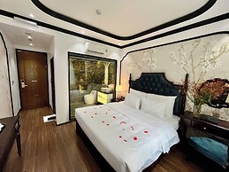 Royal Hanoi Hotel