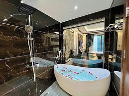 Royal Hanoi Hotel