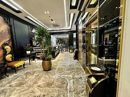 Royal Hanoi Hotel