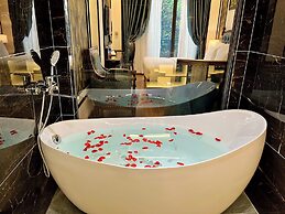 Royal Hanoi Hotel