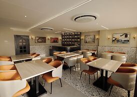 Hotel Skyvista