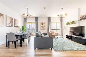 Luxe Marina View Retreat - 2BDRM
