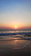 Blue Waves Beach Stay