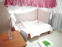 Elris Guest House & Hotel