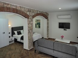 Oliva Mare