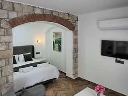 Oliva Mare