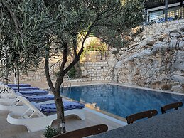 Oliva Mare