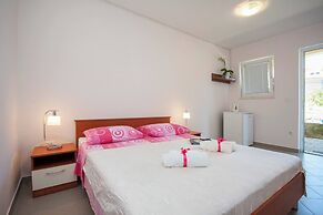 Apartment in Dalmatia With Garden View