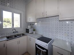 Apartment in Roses With Sea Views & Pool