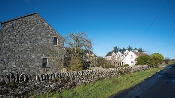 Burren Court Lodge