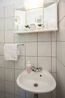 Inviting Studio Apartment in Primosten