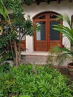 Paseo Colonial - Leo's Favorite