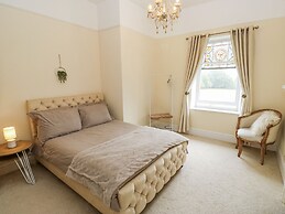 Cold Spring House