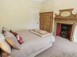 Cold Spring House
