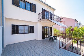 2 Persons Apartment With Garden