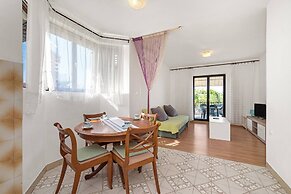 2 Persons Apartment With Garden