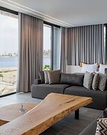 Middle Beach Hotel