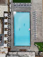 Middle Beach Hotel
