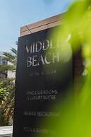Middle Beach Hotel