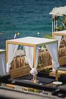 Middle Beach Hotel