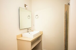 Elegant Condo at Playa Brujas