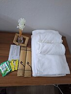 Airy Nest Hotel