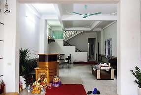 Airy Nest Hotel