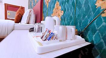 Hotel Vijay Deluxe
