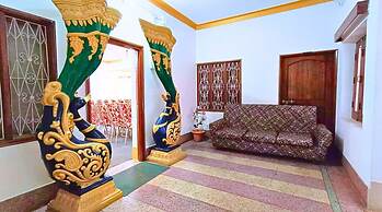 Hotel Vijay Deluxe