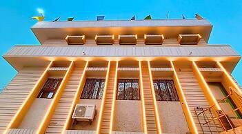 Hotel Vijay Deluxe