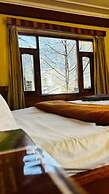 Hostelam The Mountain Story