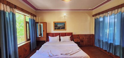 Hostelam The Mountain Story