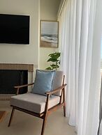 Villa Fleria Seaside Studios & Apts