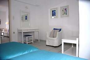 Villa Fleria Seaside Studios & Apts