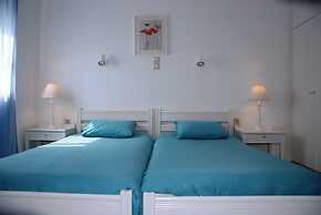 Villa Fleria Seaside Studios & Apts