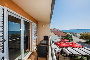 Two-bedroom Apartment Near Beach