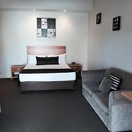 Burkes Hotel Motel