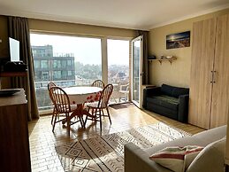 Cosy Studio With Lateral sea View in Koksijde