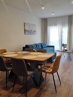 Two Bedroom Apartment in Karlobag